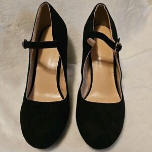 Black Faux Suede Mary Jane Pumps Women's Size 8 Great Quality (No Brand Name)